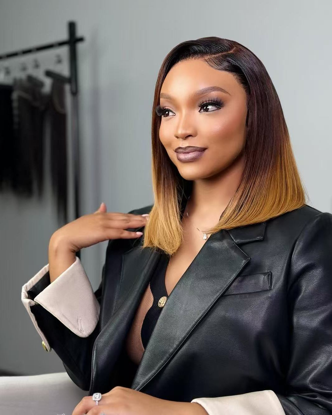Ombre Blonde Lace Frontal Bob Wig 12 Inch Side View